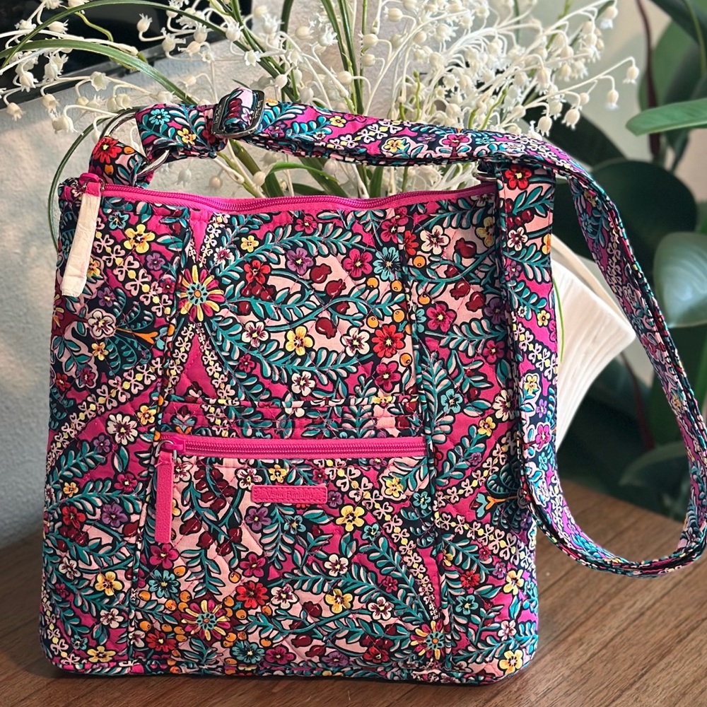 NWOT - Vera Bradley Colorful Floral Quilted Shoulder Bag